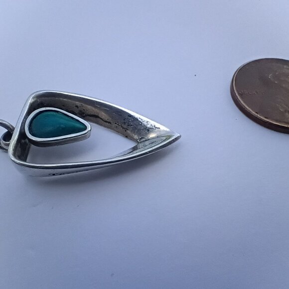 Vintage Taxco Native American Silver and Turquoise Pendant - Stamped - Picture 4 of 7